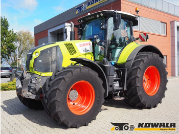 Tracteur agricole CLAAS Axion 810