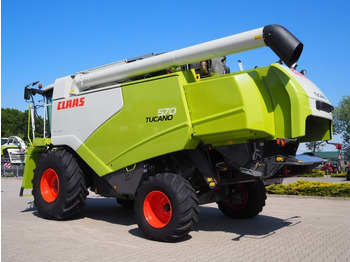 Moissonneuse-batteuse Claas Tucano 570 + V770: photos 2