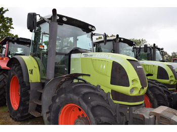 Tracteur agricole CLAAS Ares 697