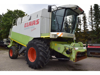 Moissonneuse-batteuse CLAAS Lexion 440