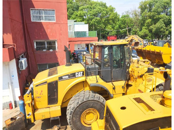Chargeuse sur pneus CATERPILLAR 980H