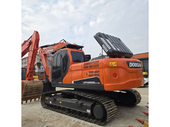 Pelle sur chenille DOOSAN DX225LC