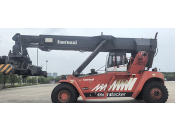 Reach stacker FANTUZZI