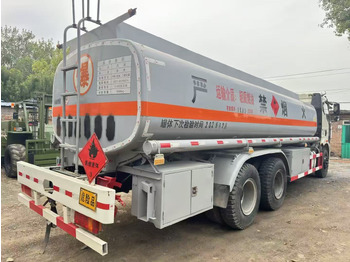 Camion citerne FAW tanker truck: photos 3