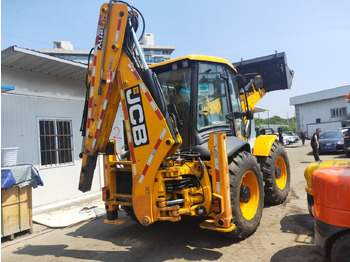 Tractopelle JCB 4CX: photos 3