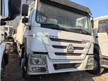 Camion benne SINOTRUK HOWO