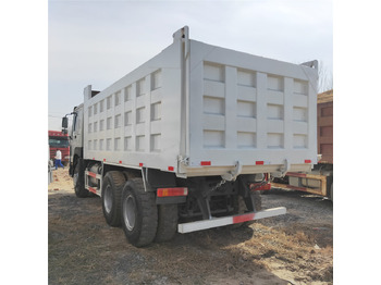 Camion benne SINOTRUK HOWO: photos 2