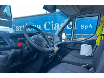 Fourgon utilitaire : photos 3