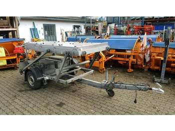 Remorque Verkehrsleitanhänger Mersch Nissen Trebbiner Horizont: photos 2 Remorque Verkehrsleitanhänger Mersch Nissen Trebbiner Horizont: photos 2
