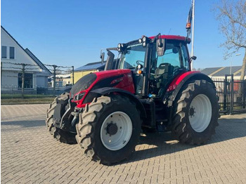 Tracteur agricole VALTRA N134