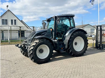 Tracteur agricole VALTRA N174