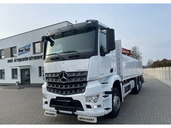 Camion plateau MERCEDES-BENZ Arocs 2545