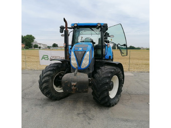 Tracteur agricole NEW HOLLAND T6000