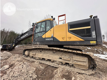 Pelle sur chenille VOLVO EC300EL