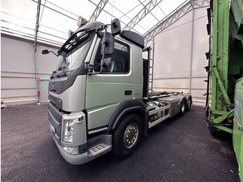 Camion ampliroll VOLVO FM 420