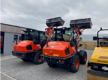 Chargeuse sur pneus Kubota R 090: photos 2