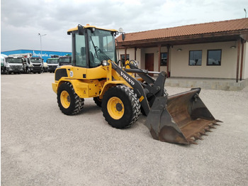 Chargeuse sur pneus VOLVO L30G