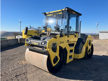Rouleau compresseur BOMAG