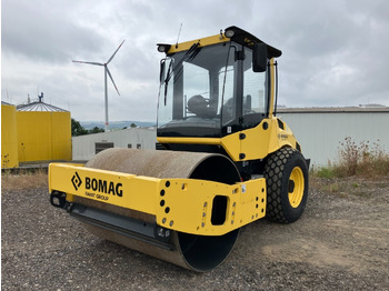 Compacteur BOMAG