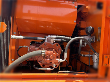 Pelle sur chenille DOOSAN DH220 LC-7: photos 3