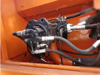 Pelle sur chenille DOOSAN DX225 LC: photos 4