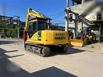 Pelle sur chenille KOMATSU PC130-7