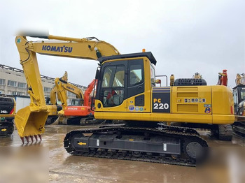 Pelle sur chenille KOMATSU PC220-8