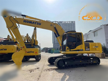 Pelle sur chenille KOMATSU PC220-8