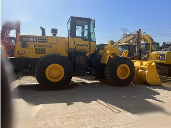 Chargeuse sur pneus KOMATSU WA320