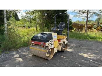 Rouleau compresseur DYNAPAC