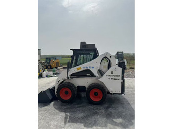 Chargeuse sur pneus BOBCAT S18: photos 3 Chargeuse sur pneus BOBCAT S18: photos 3