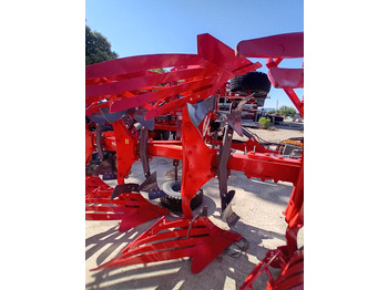 Charrue neuf UNIA IBIS XXL  PLUS 4+: photos 3 Charrue neuf UNIA IBIS XXL  PLUS 4+: photos 3