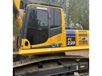 Pelle sur chenille KOMATSU PC220-8