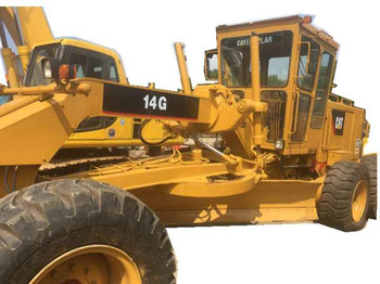 Niveleuse CATERPILLAR 12G