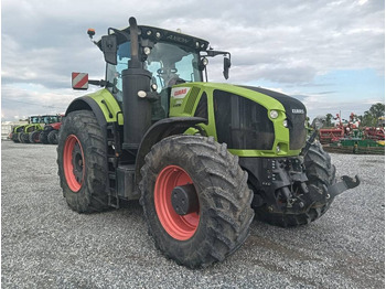 Tracteur agricole CLAAS Axion 960