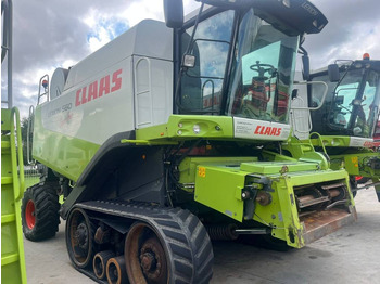 Moissonneuse-batteuse CLAAS Lexion