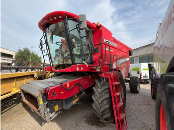 Moissonneuse-batteuse LAVERDA