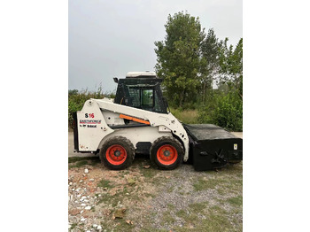 Mini chargeuse BOBCAT S18
