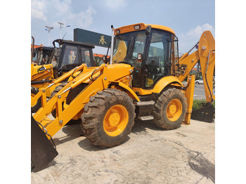 Engins de chantier JCB 3CX
