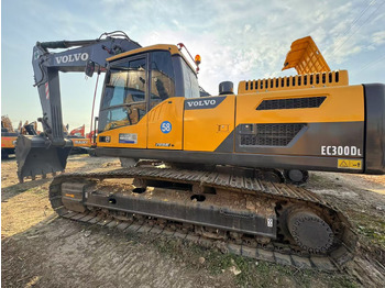 Pelle sur chenille VOLVO EC300DL