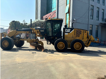 Niveleuse CATERPILLAR 160