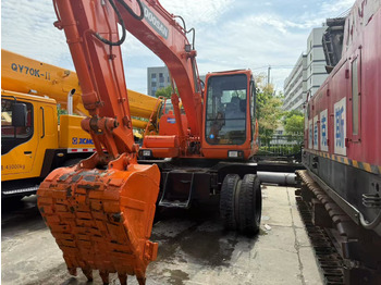Pelle sur pneus DOOSAN DH150W-7