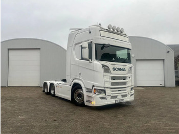 Tracteur routier SCANIA R 650