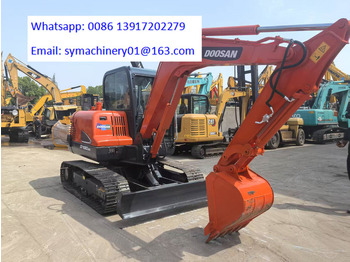 Mini pelle DOOSAN DX60