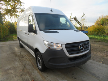 Fourgon utilitaire MERCEDES-BENZ Sprinter 317