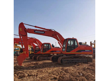 Pelle sur chenille DOOSAN DH220LC-7