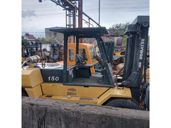 Chariot élévateur diesel KOMATSU FD150: photos 3