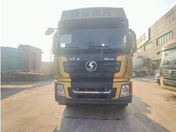 Tracteur routier SINOTRUK