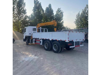 Véhicule de voirie/ Spécial HOWO Truck-Mounted Crane Click for Discount: photos 2 Véhicule de voirie/ Spécial HOWO Truck-Mounted Crane Click for Discount: photos 2