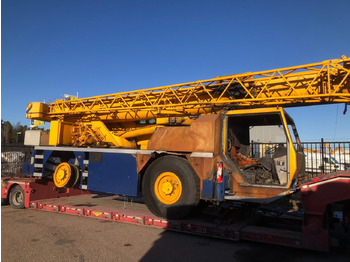 Grue mobile LIEBHERR LTM 1030/2